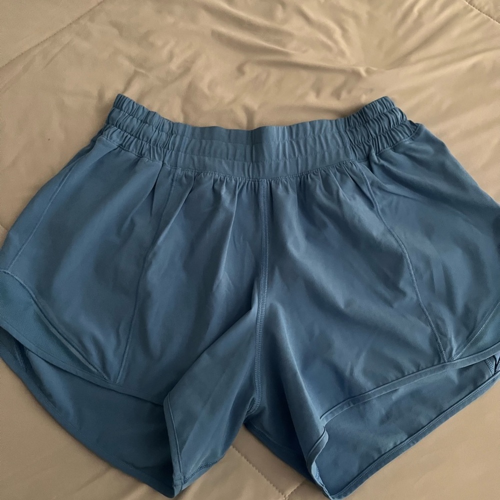 Lululemon Athletica Blue Hotty Hot High Waist (not lined) 2.5 Athletic Shorts